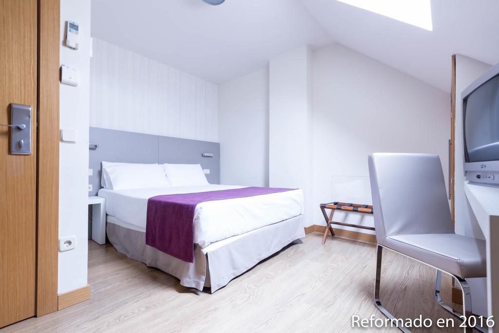 Di' Carlo Hotell Madrid Rum bild