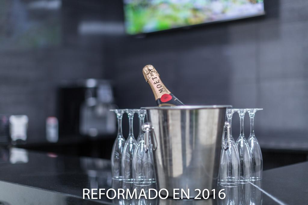 Di' Carlo Hotell Madrid Exteriör bild